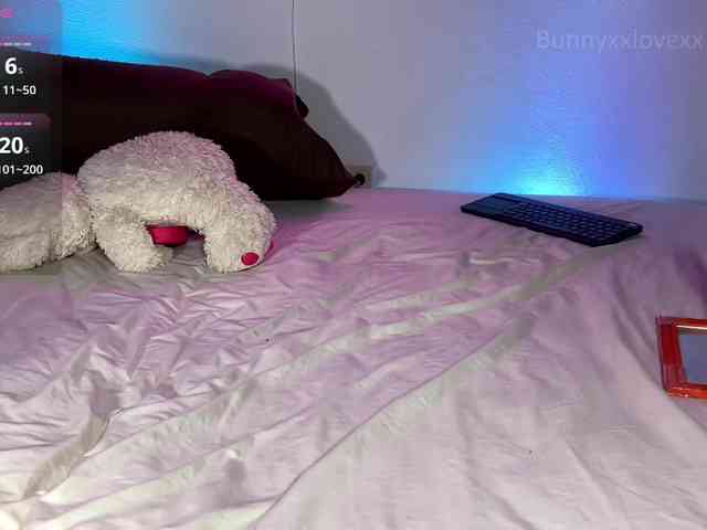 bunnyxxlovexx webcam
