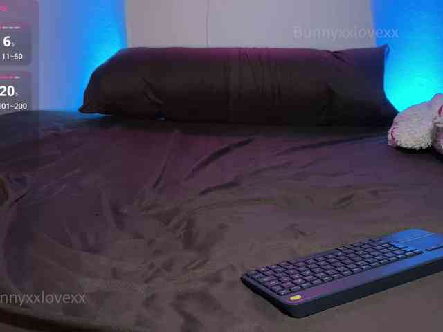 bunnyxxlovexx webcam