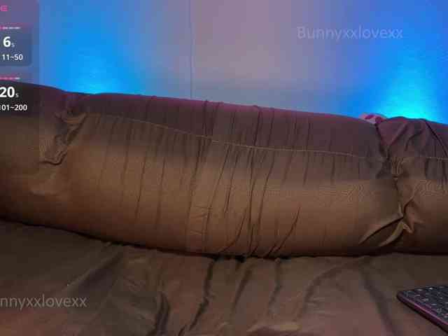 bunnyxxlovexx webcam