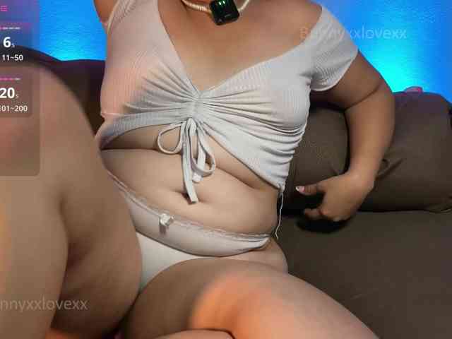 bunnyxxlovexx webcam