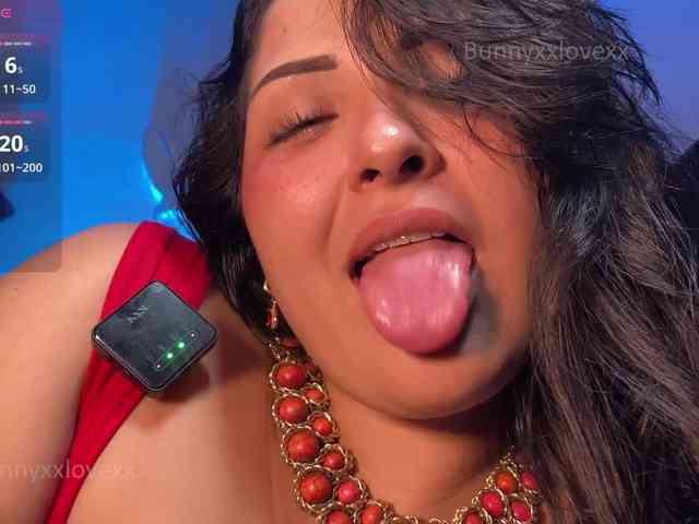 bunnyxxlovexx webcam