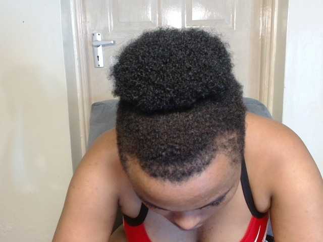 Brownywizzy from BongaCams