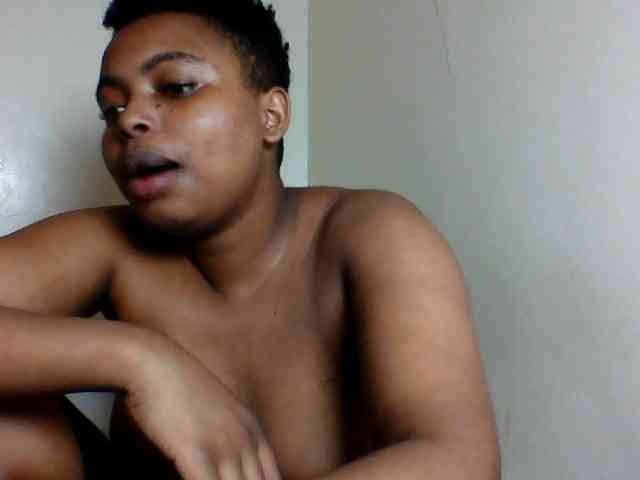 Brownywizzy webcam