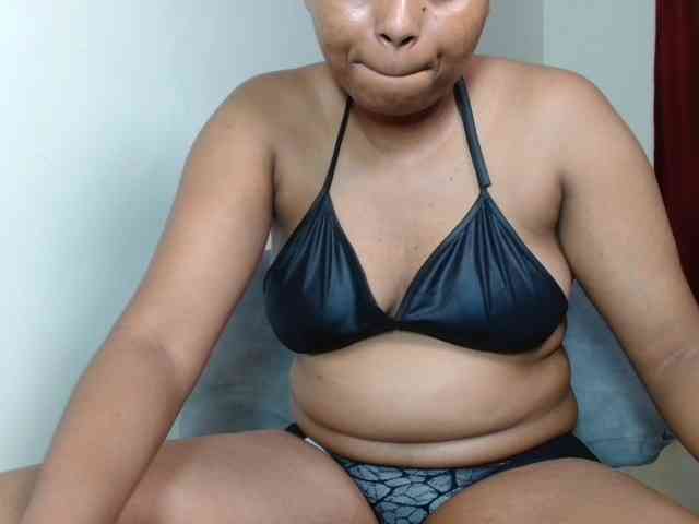 Brownywizzy webcam