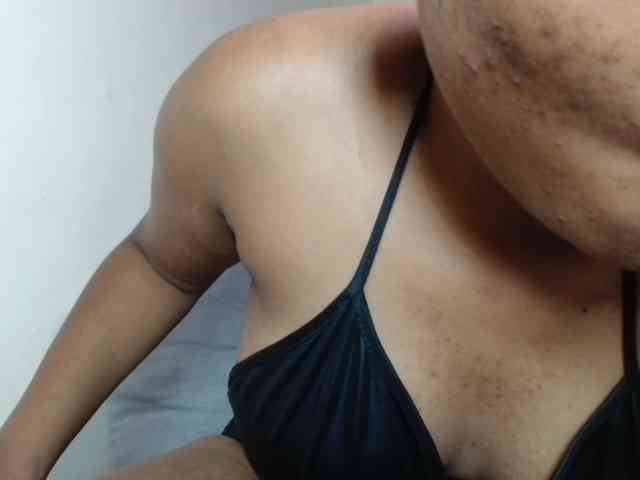 Brownywizzy webcam