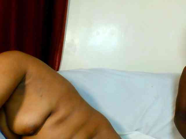 Brownywizzy Live Webcam on BongaCams