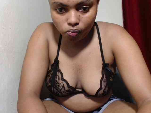 Brownywizzy webcam