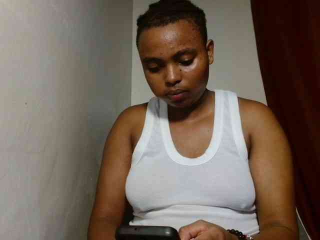 Brownywizzy webcam