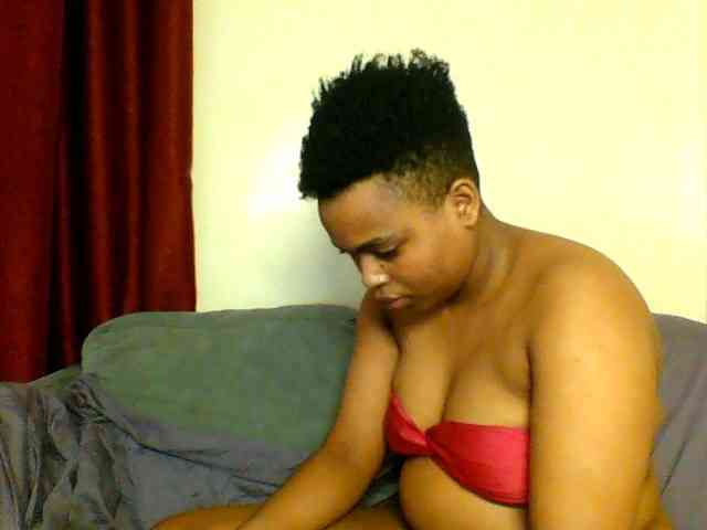 Brownywizzy Live Webcam on BongaCams