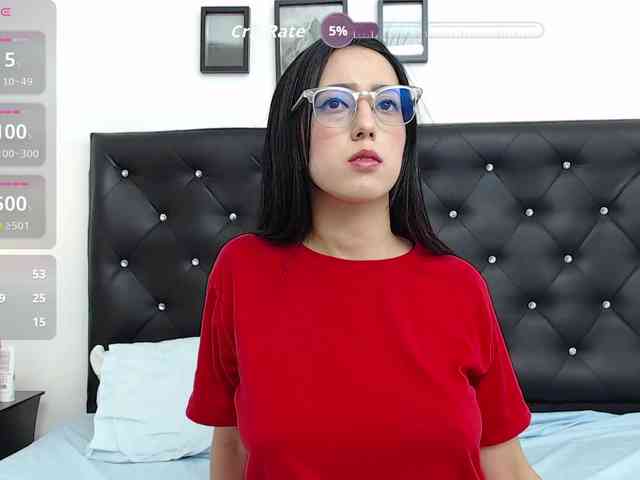 ivorynoir Live Webcam on BongaCams