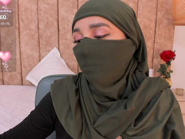 -Alisha's BongaCams show and profile