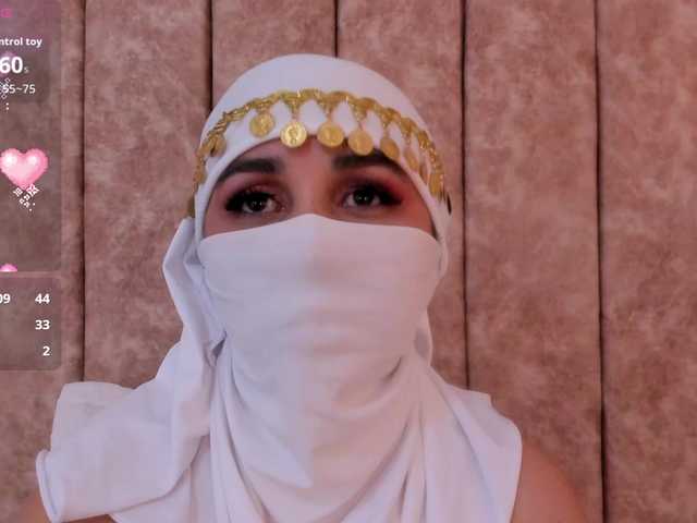 -Alisha's BongaCams show and profile