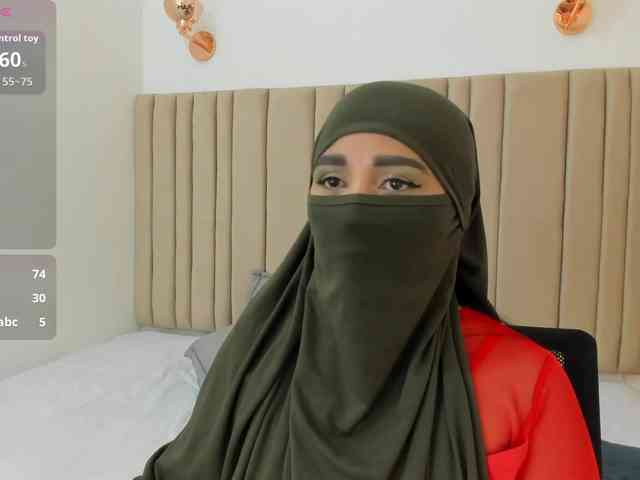 -Alisha webcam