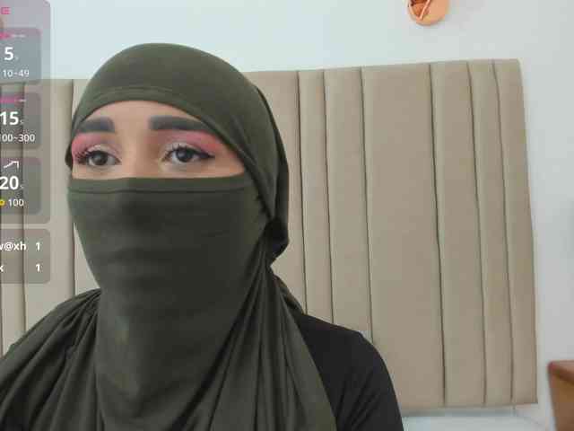 -Alisha webcam