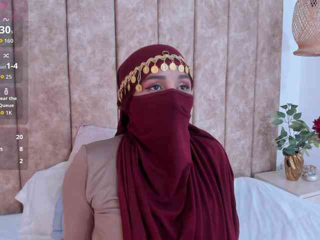 -Alisha webcam