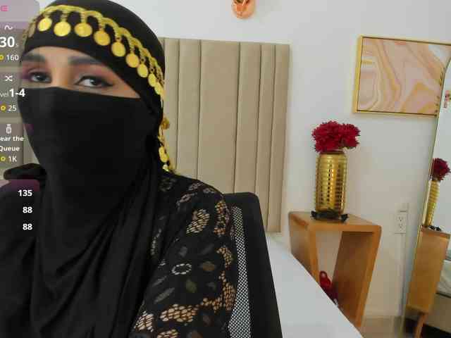 -Alisha webcam
