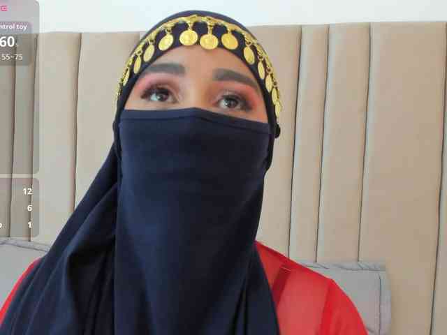 -Alisha webcam