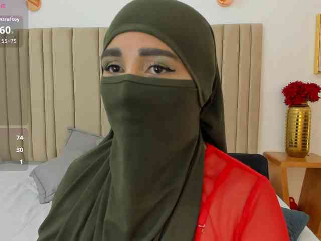 -Alisha webcam