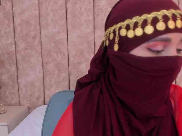 -Alisha webcam