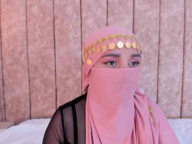 -Alisha webcam