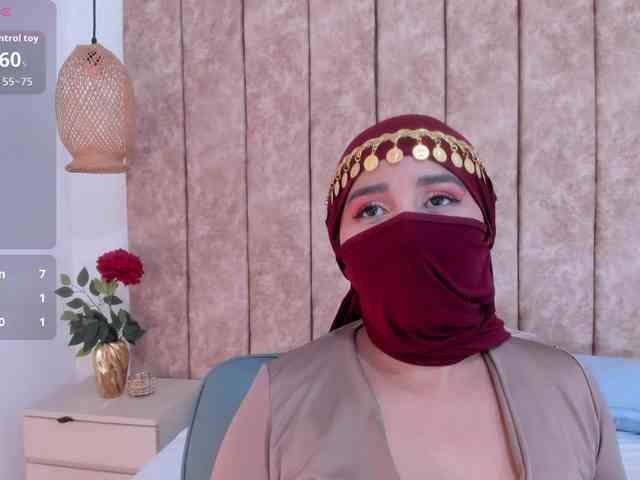 -Alisha webcam