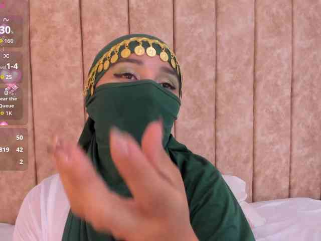 -Alisha webcam