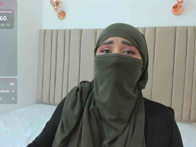 -Alisha webcam
