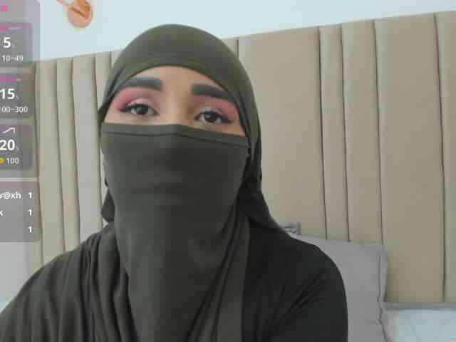 -Alisha webcam