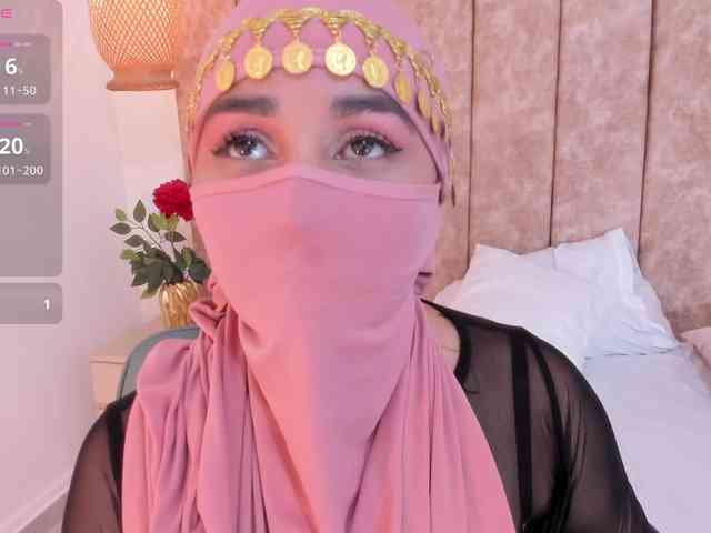 -Alisha webcam
