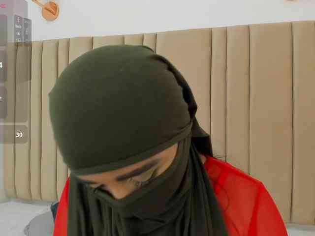 -Alisha webcam