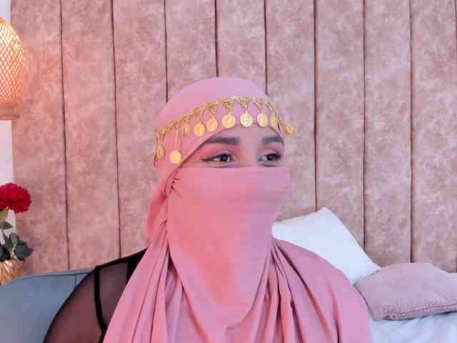-Alisha webcam