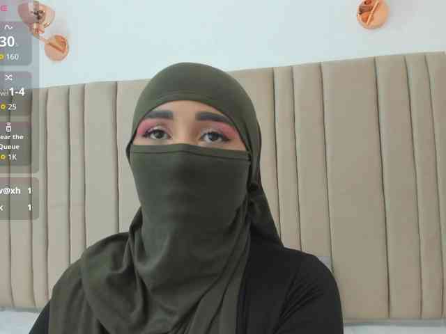 -Alisha webcam