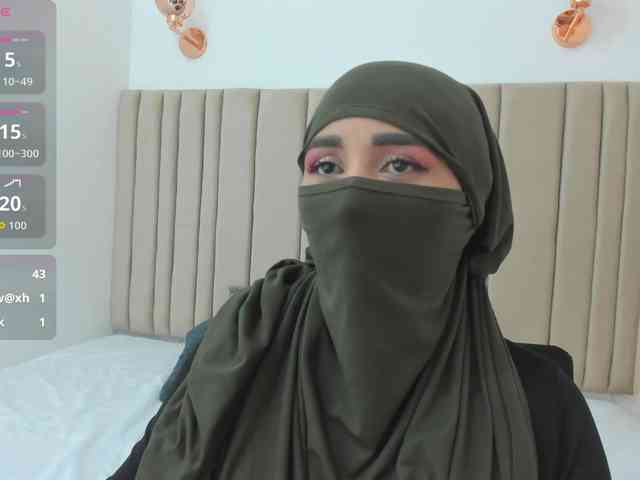 -Alisha webcam