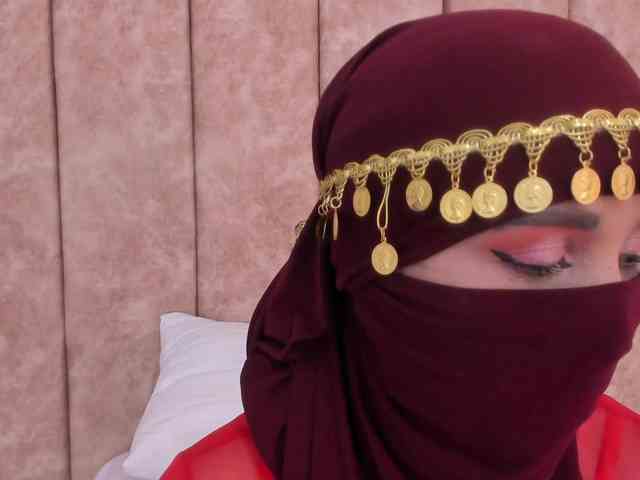 -Alisha webcam