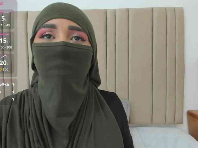 -Alisha webcam