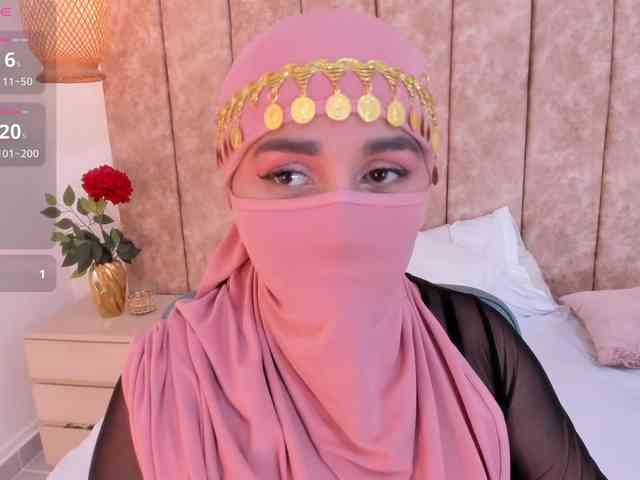 -Alisha webcam