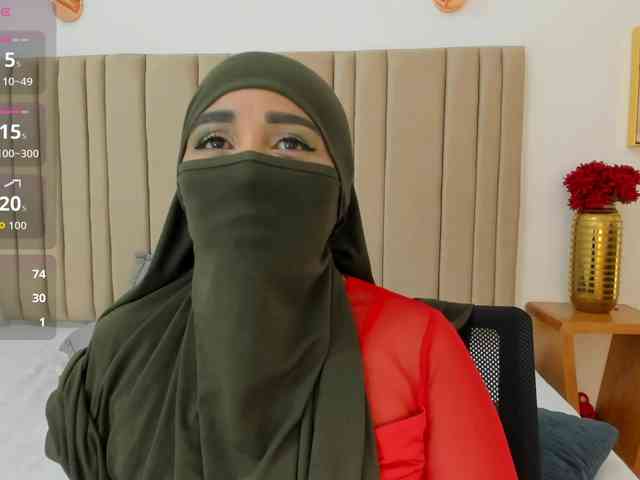 -Alisha webcam