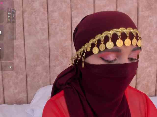 -Alisha webcam