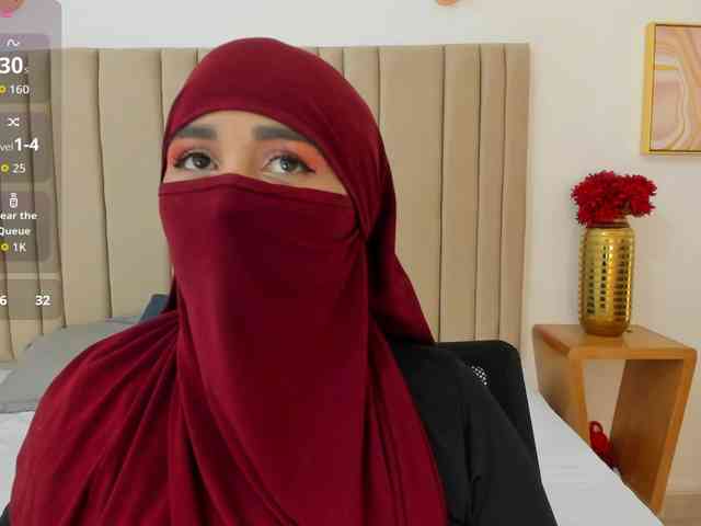 -Alisha webcam