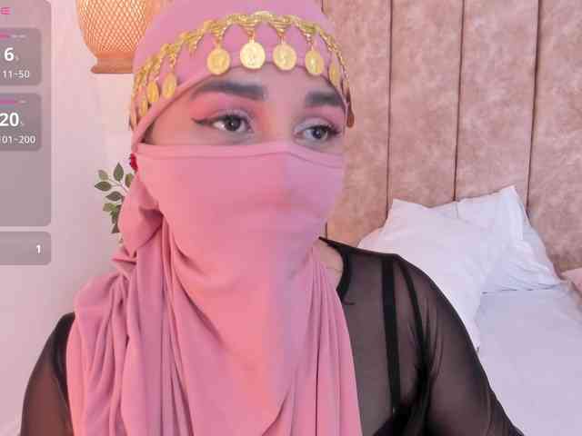 -Alisha webcam
