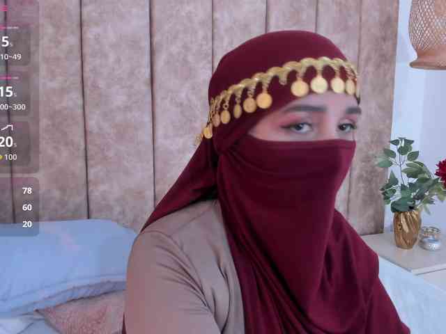 -Alisha webcam