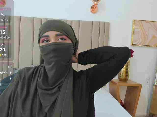 -Alisha webcam