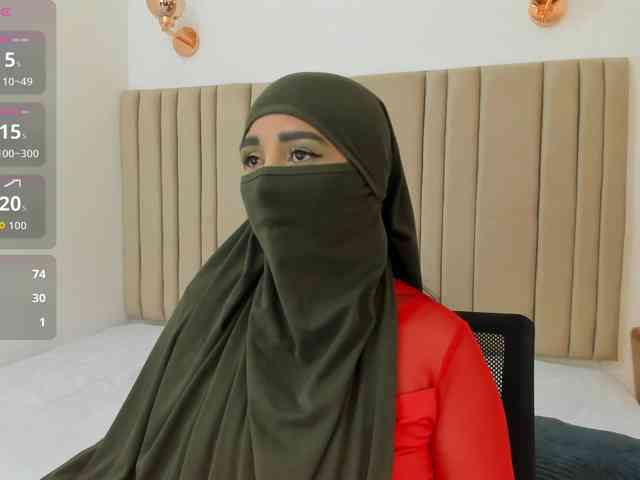 -Alisha webcam