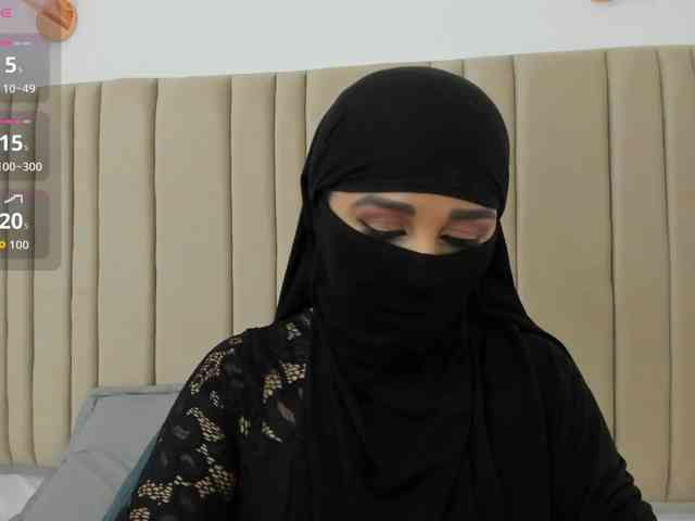 -Alisha webcam