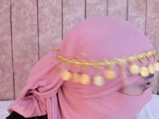 -Alisha webcam