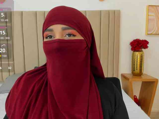 -Alisha webcam