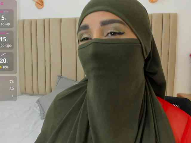 -Alisha webcam