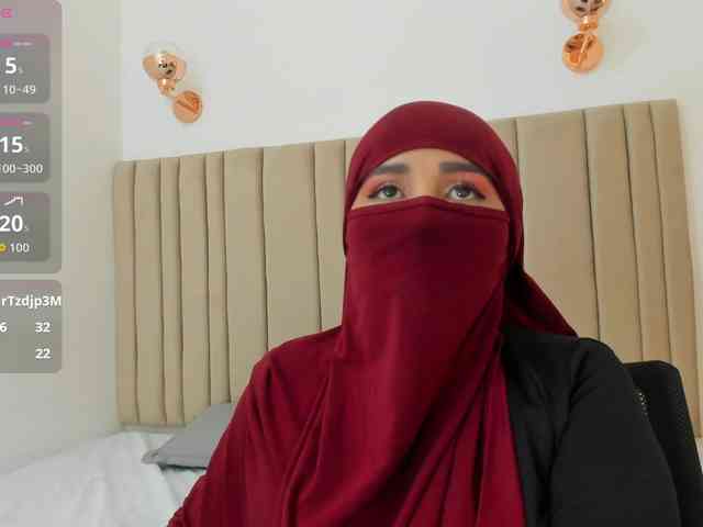 -Alisha webcam