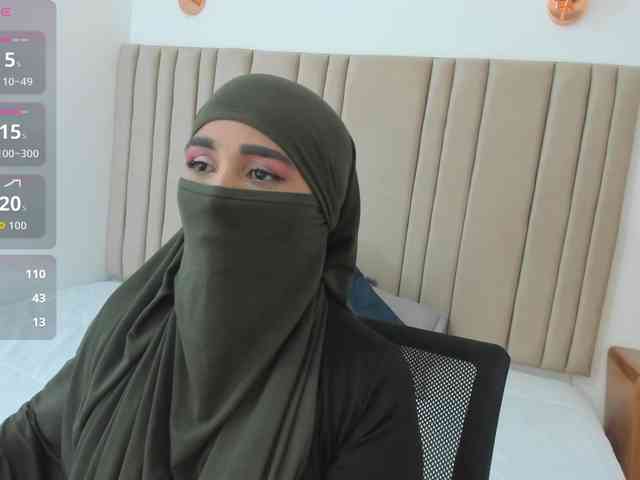 -Alisha webcam