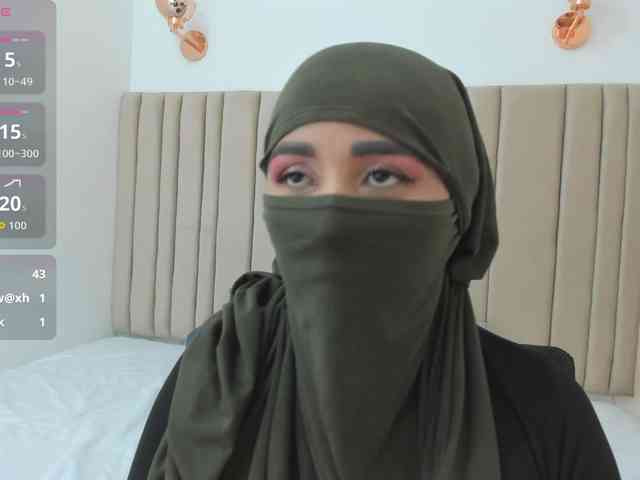 -Alisha webcam